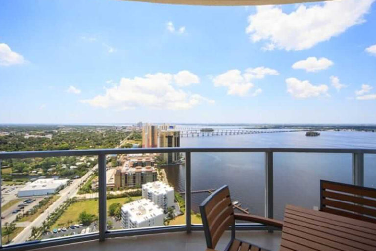 Có nên ở tầng cao nhất của chung cư